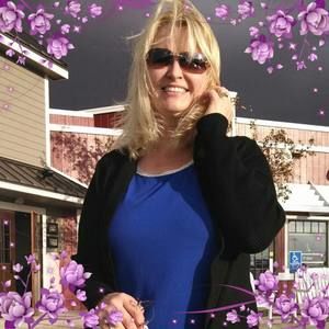 Meet your Posher, Bobbie